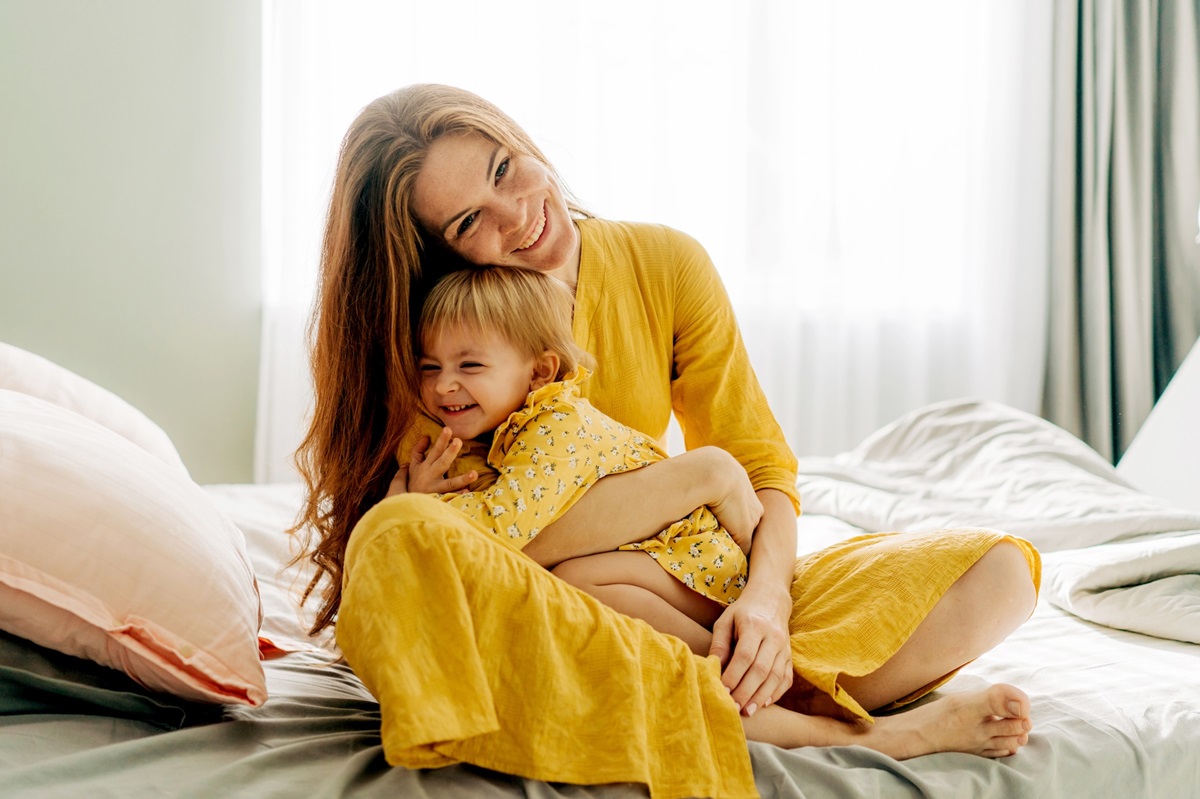 mom_and_child_hugging_each_other