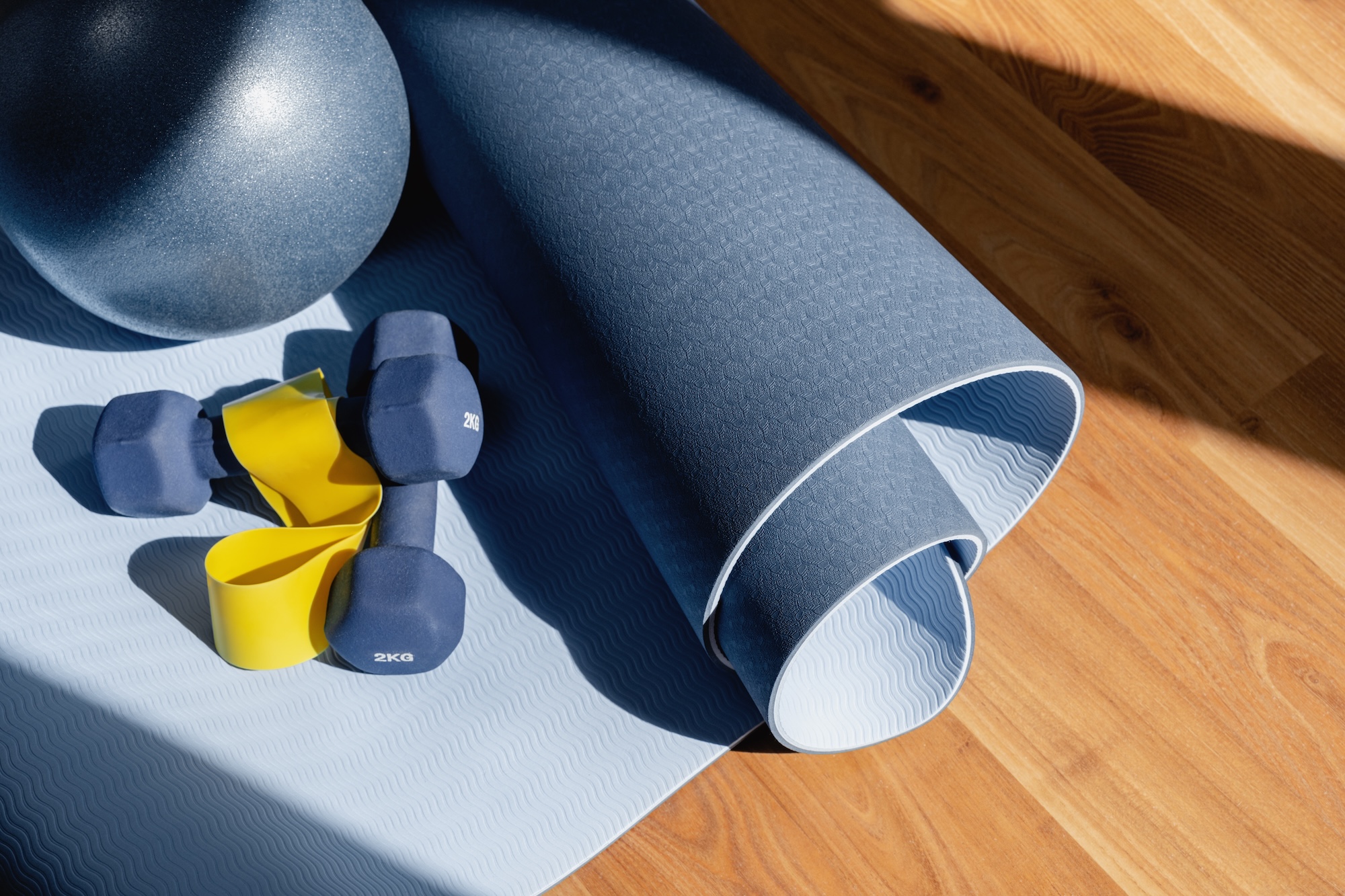 2510_CBHS_Blog_Images_Building_a_Home_Gym_2 gym_mat_and_dumbell