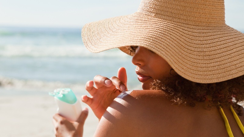 Sunscreen Blog lady